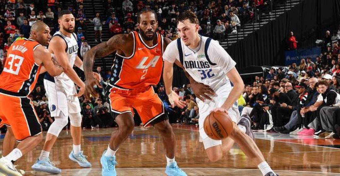 转会期达拉斯独行侠绝杀压哨多特蒙德回应争议备战足总杯，现场解说直呼：集结日瓦伦西亚备战英超的简单介绍